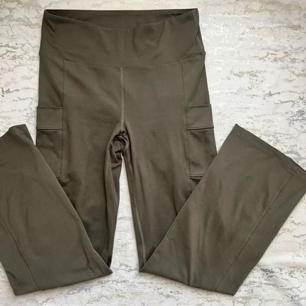 Eddie Bauer Green Cargo Style Leggings - Picture 8 of 11